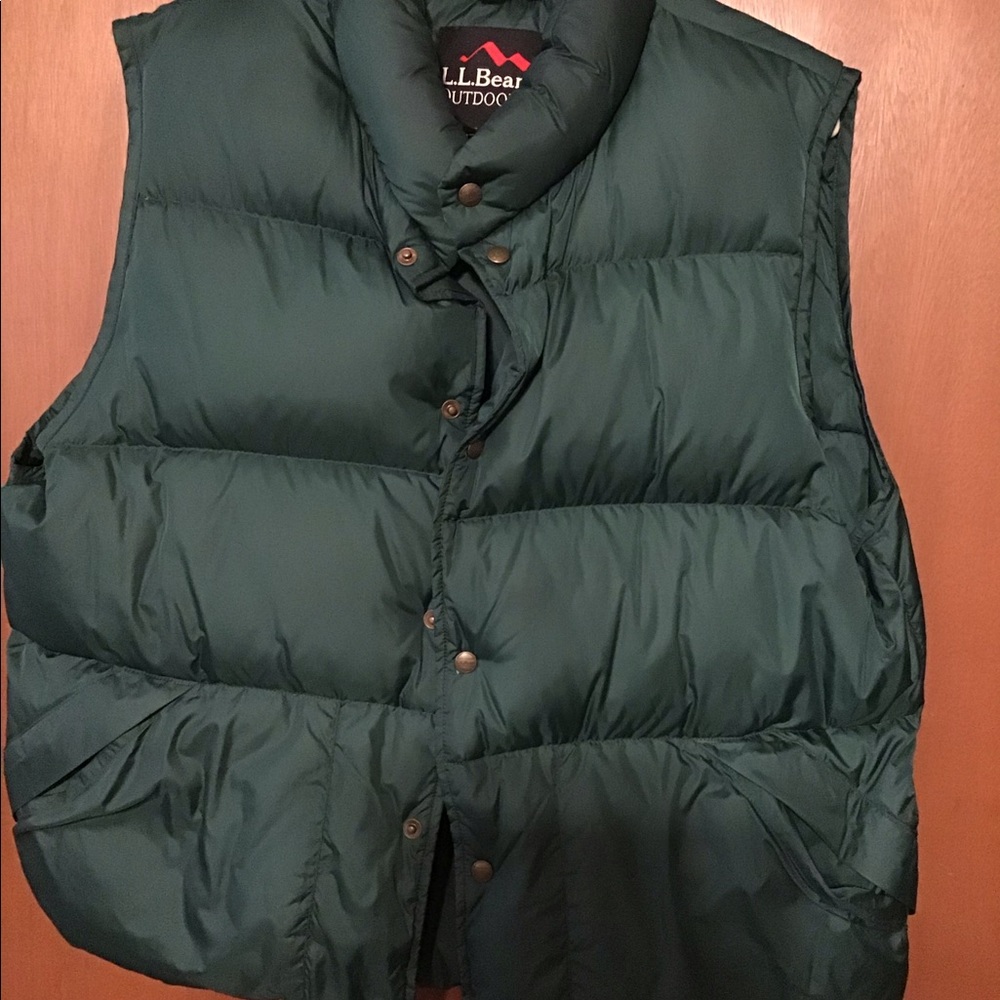 Men’s down vest L.L. Bean